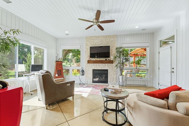 5451 W 26th, Wichita, KS 67205