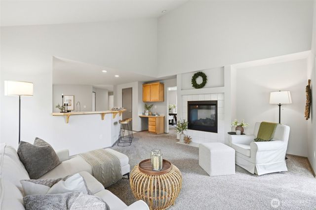 8913 1st Place SE, Lake Stevens, WA 98258