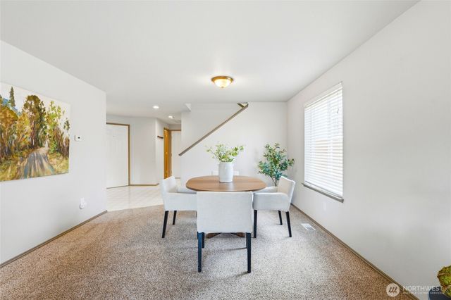 8913 1st Place SE, Lake Stevens, WA 98258