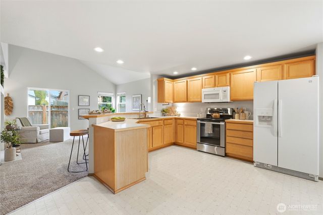 8913 1st Place SE, Lake Stevens, WA 98258