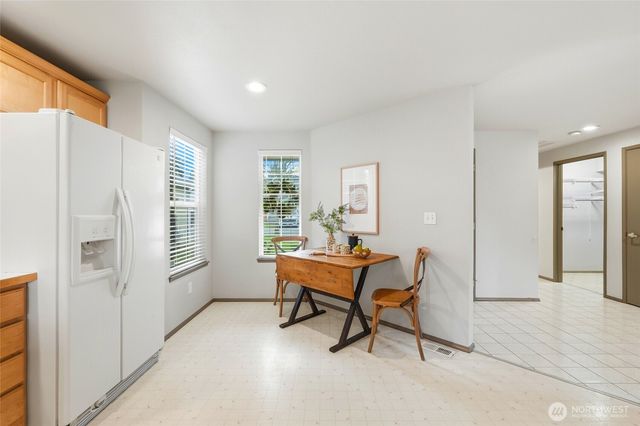 8913 1st Place SE, Lake Stevens, WA 98258