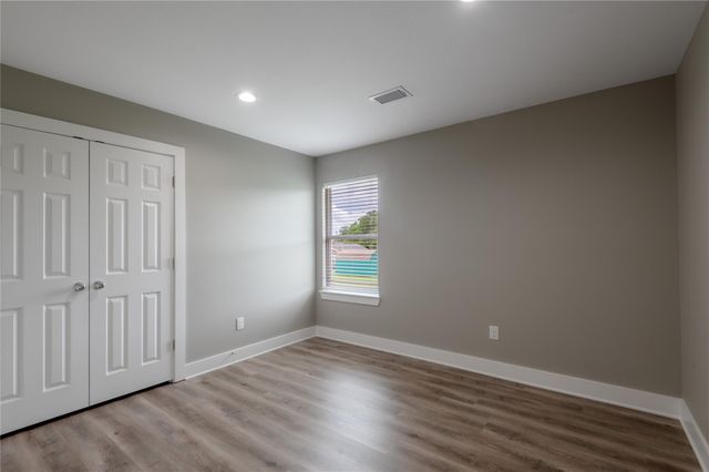 250 N Shady Oaks Drive, Point Blank, TX 77364