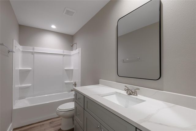 250 N Shady Oaks Drive, Point Blank, TX 77364