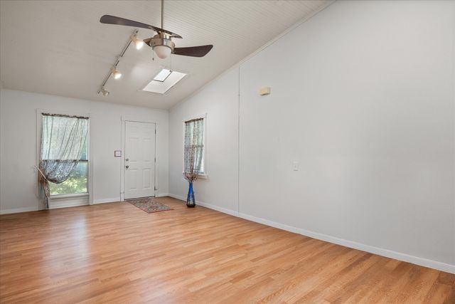 610 W First Street, Hico, TX 76457