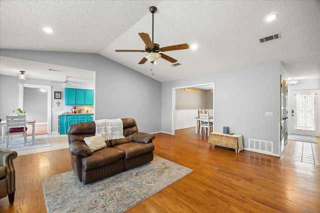 610 W First Street, Hico, TX 76457