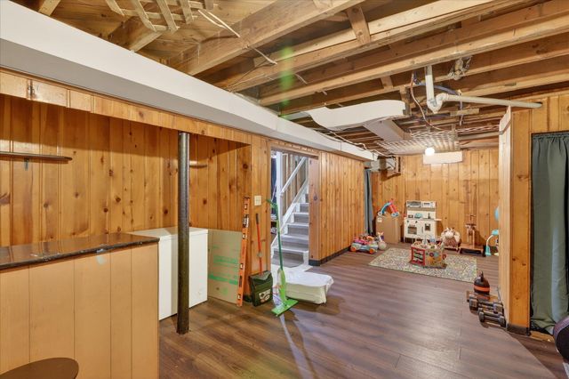 1734 Texel Drive, Kalamazoo, MI 49048