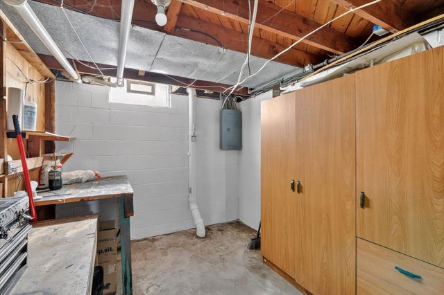 1734 Texel Drive, Kalamazoo, MI 49048