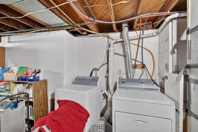 1734 Texel Drive, Kalamazoo, MI 49048