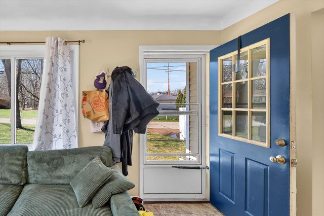 1734 Texel Drive, Kalamazoo, MI 49048