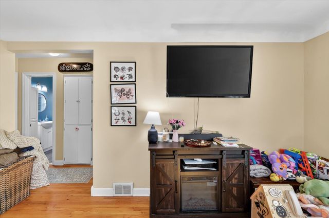 1734 Texel Drive, Kalamazoo, MI 49048