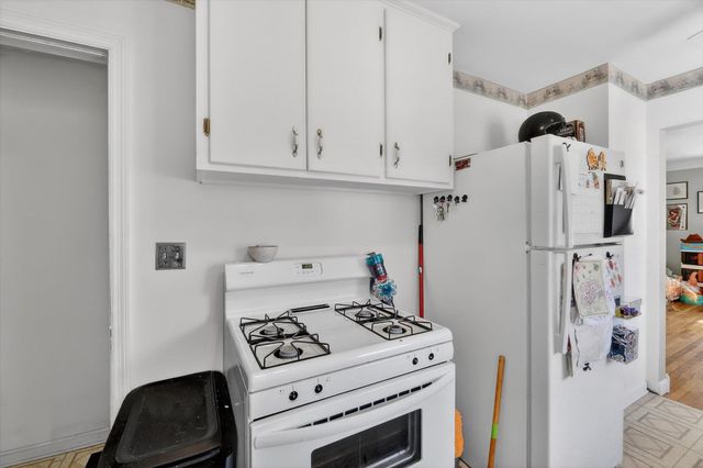 1734 Texel Drive, Kalamazoo, MI 49048