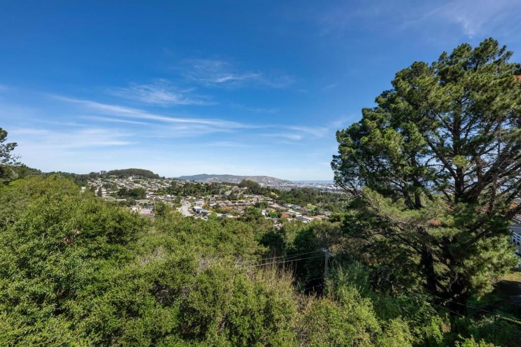 Image 34 of property listing at 1255 Tuolumne Road, Millbrae, CA 94030