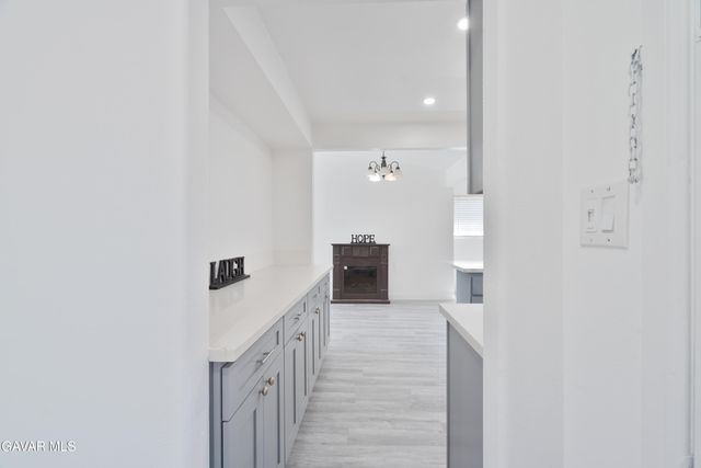 1039 W Avenue J14, Lancaster, CA 93534