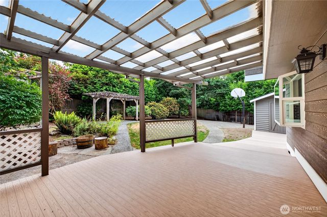 31851 25th Avenue SW, Federal Way, WA 98023