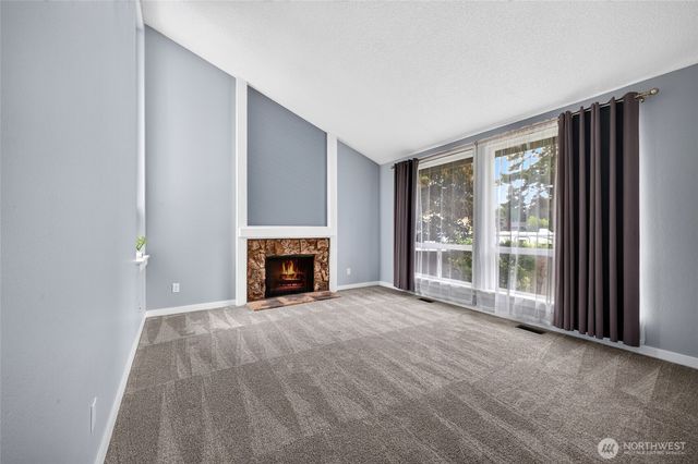 31851 25th Avenue SW, Federal Way, WA 98023