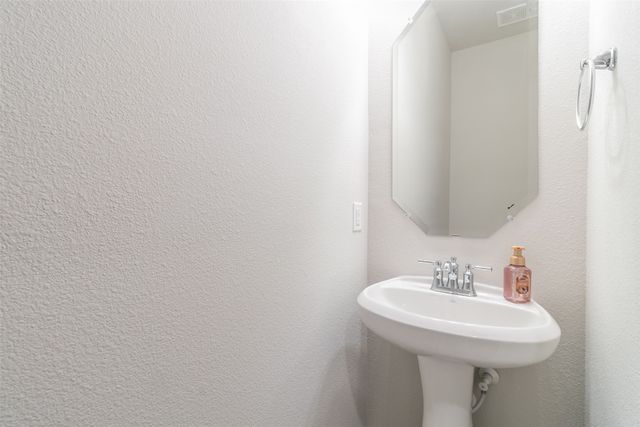 901 King Street, Aubrey, TX 76227