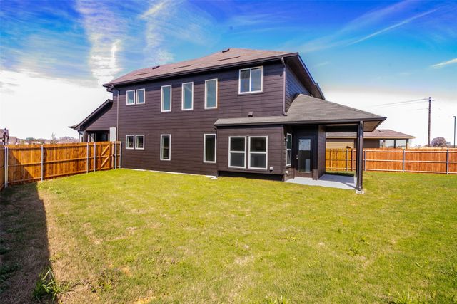 901 King Street, Aubrey, TX 76227