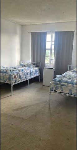 496 NW 165th St Rd D-611, Miami, FL 33169