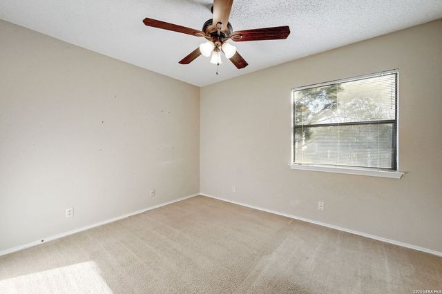 11206 Woodridge Forest, San Antonio, TX 78249