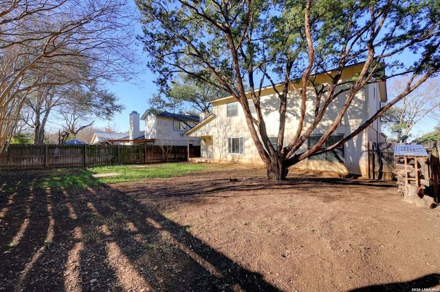 11206 Woodridge Forest, San Antonio, TX 78249