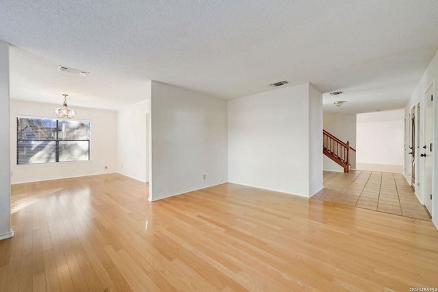 11206 Woodridge Forest, San Antonio, TX 78249