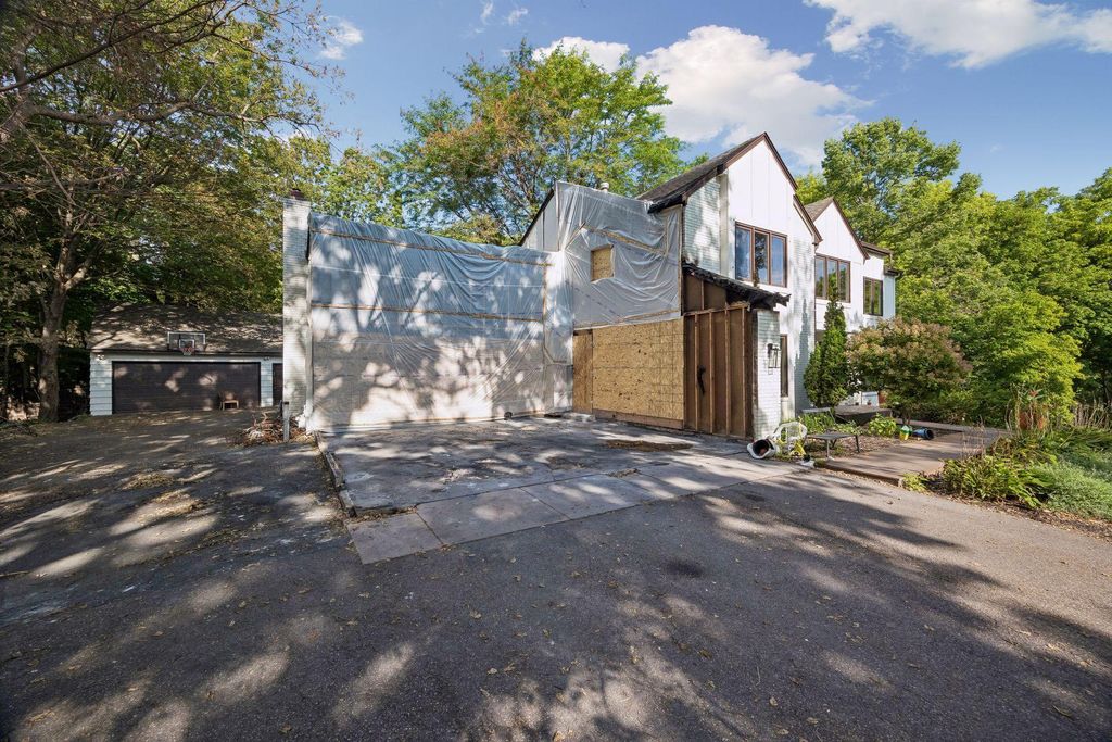 18160 Berry Lane, Wayzata, MN 55391 — photo 4