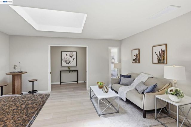 6563 Camden Ave, San Jose, CA 95120
