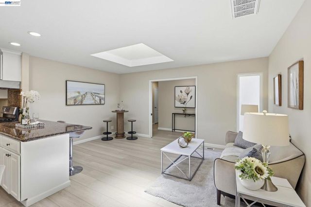 6563 Camden Ave, San Jose, CA 95120