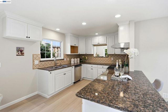 6563 Camden Ave, San Jose, CA 95120