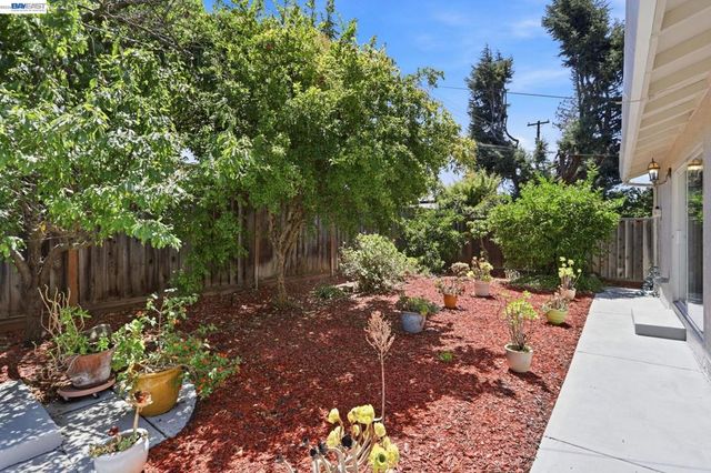 6563 Camden Ave, San Jose, CA 95120