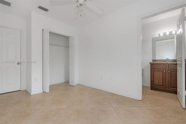 1000 Palm Trl 6, Delray Beach, FL 33483