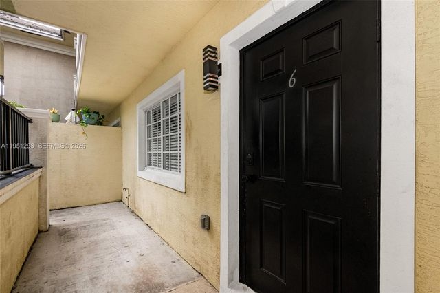 1000 Palm Trl 6, Delray Beach, FL 33483