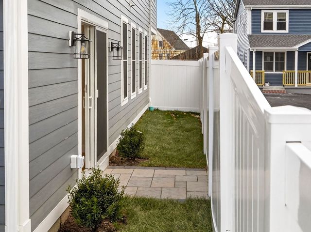 60 Stanley Street 101, Boston, MA 02125