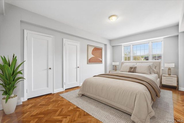 45 Popham Road 5L, Scarsdale, NY 10583