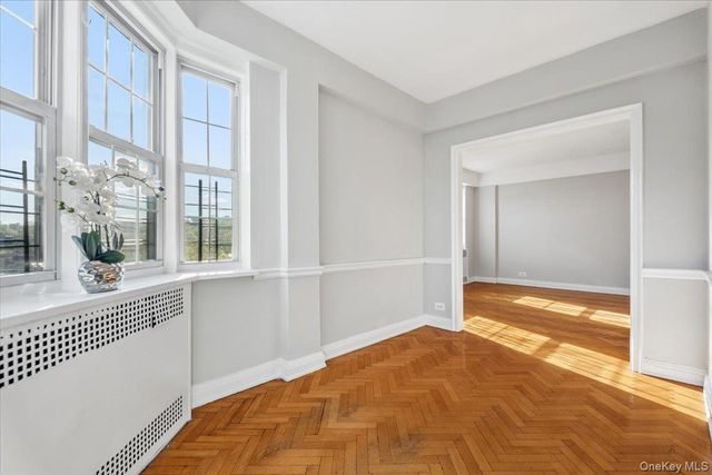 45 Popham Road 5L, Scarsdale, NY 10583