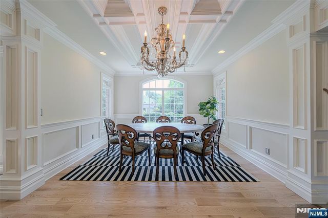 186 Hickory Lane, Closter, NJ 07624