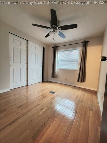 1216 Kanawha Street, Hansford, WV 25103