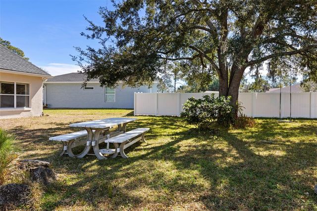 9 WHITTLESEY LANE, Palm Coast, FL 32164