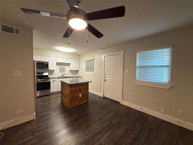 5928 Fletcher Avenue 2, Fort Worth, TX 76107