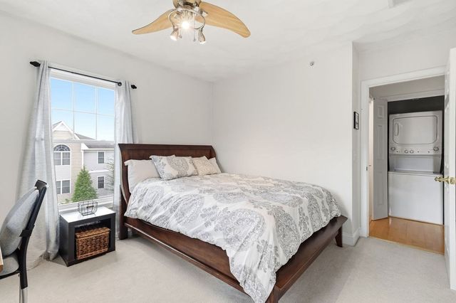 200 Roger Williams Ave 205, East Providence, RI 02916