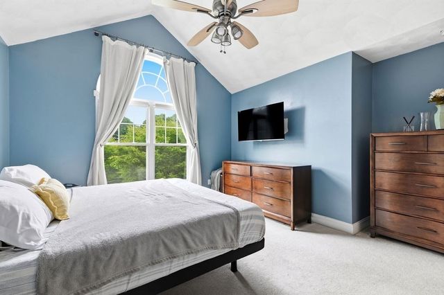 200 Roger Williams Ave 205, East Providence, RI 02916