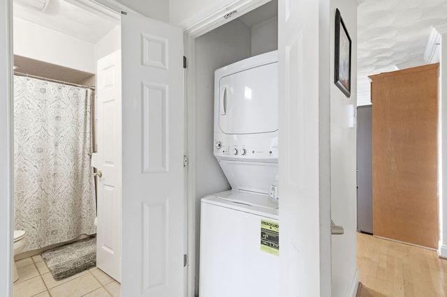 200 Roger Williams Ave 205, East Providence, RI 02916