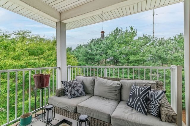 200 Roger Williams Ave 205, East Providence, RI 02916