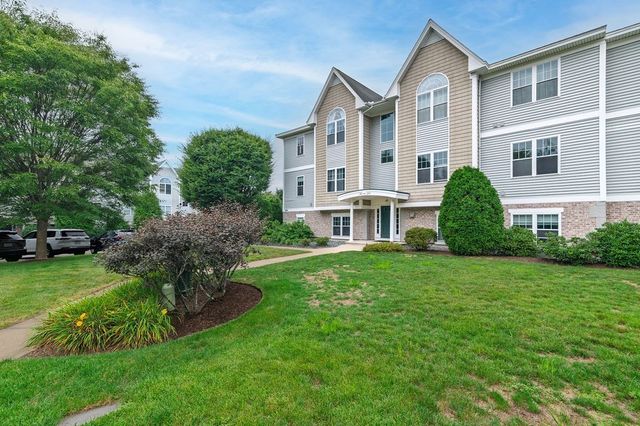 200 Roger Williams Ave 205, East Providence, RI 02916