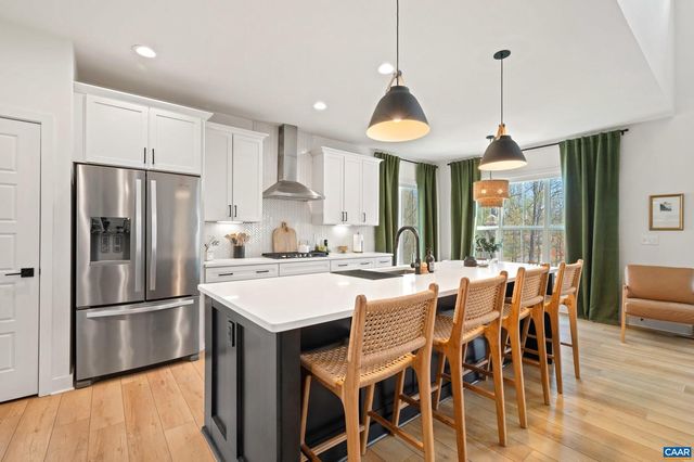 390 BISHOPGATE LN, Crozet, VA 22932