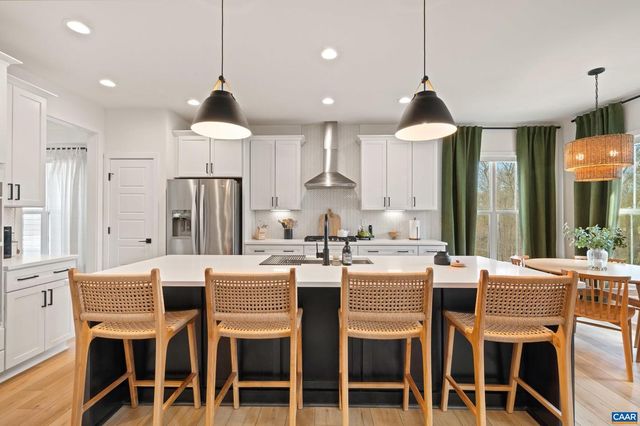 390 BISHOPGATE LN, Crozet, VA 22932