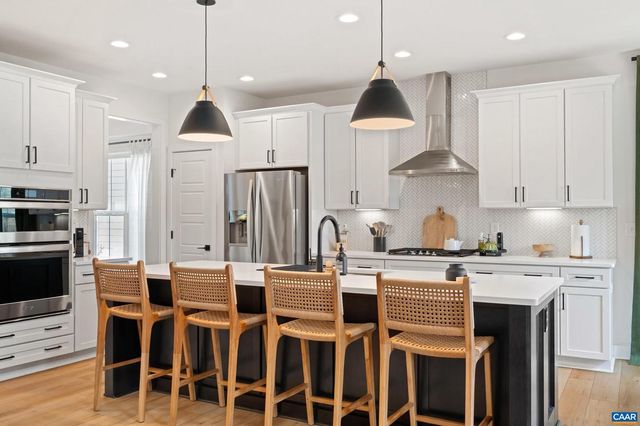 390 BISHOPGATE LN, Crozet, VA 22932