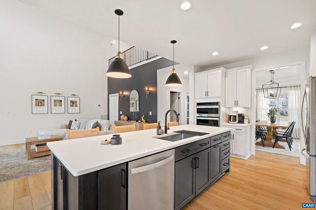 390 BISHOPGATE LN, Crozet, VA 22932