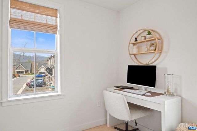 390 BISHOPGATE LN, Crozet, VA 22932