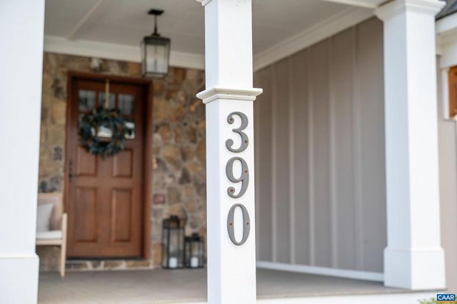 390 BISHOPGATE LN, Crozet, VA 22932